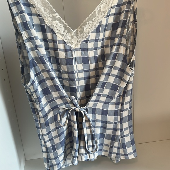 Reformation Cristina Top / Jodie white and blue check print / Size 6 - Picture 6 of 10